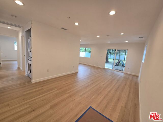 14756 Lemay Street, Van Nuys CA: https://media.crmls.org/mediaz/0f9fd4a7-34b0-4895-8478-d9b70861126e.jpg