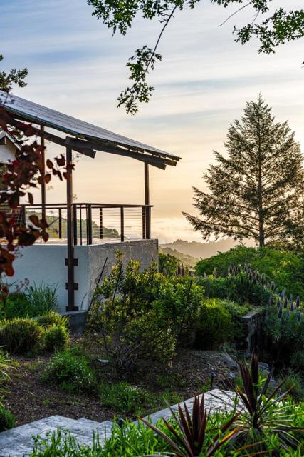 19445 Black Road, Los Gatos CA: https://media.crmls.org/mediaz/0f9ff4a6-ac92-4199-b070-97ac37cff65a.jpg