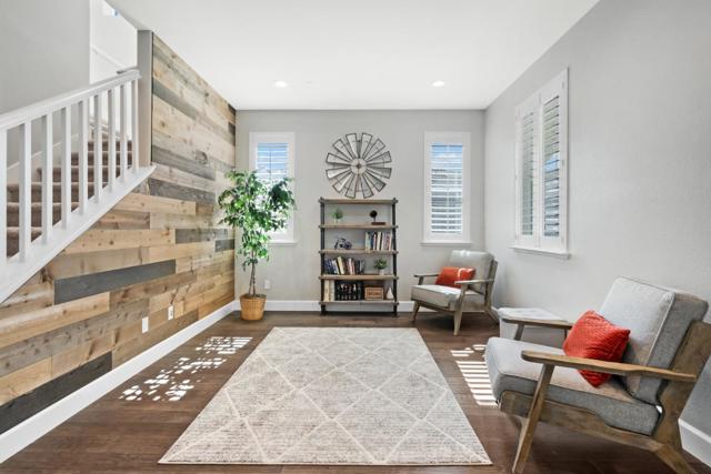691 Toledo Drive, Hollister CA: https://media.crmls.org/mediaz/0fa0094d-1659-4faf-8e9d-e4652e32d5b1.jpg