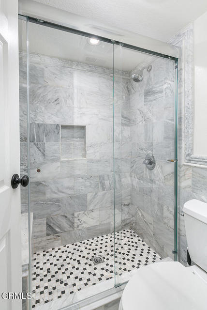 Detail Gallery Image 15 of 21 For 137 N Oak Knoll Ave #2,  Pasadena,  CA 91101 - 1 Beds | 2 Baths