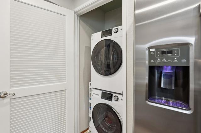 2890 Buena Crest Court, San Jose CA: https://media.crmls.org/mediaz/0fa0f1fa-17dd-4a47-83f6-6cdce15b6bb9.jpg