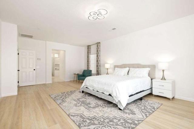836 Mira Grande, Palm Springs, CA 92262
