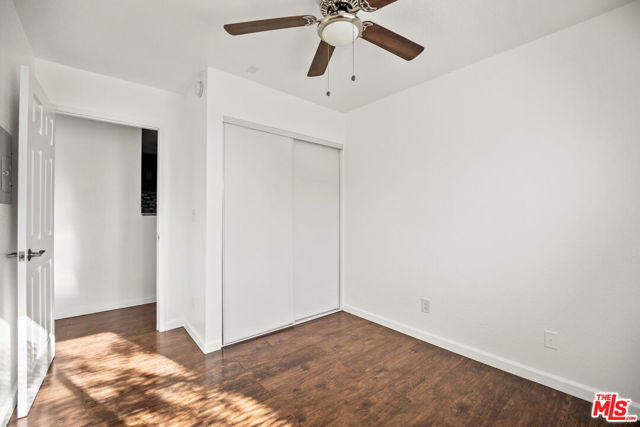 412 Coronado Terrace, Los Angeles CA: https://media.crmls.org/mediaz/0fa30cfa-aead-4d4d-8167-8a8f0c11dc7d.jpg