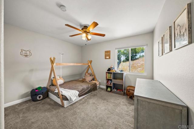 1063 Via Vera Cruz, San Marcos CA: https://media.crmls.org/mediaz/0fa4fdc2-8977-417a-8337-96b0b2dc600f.jpg
