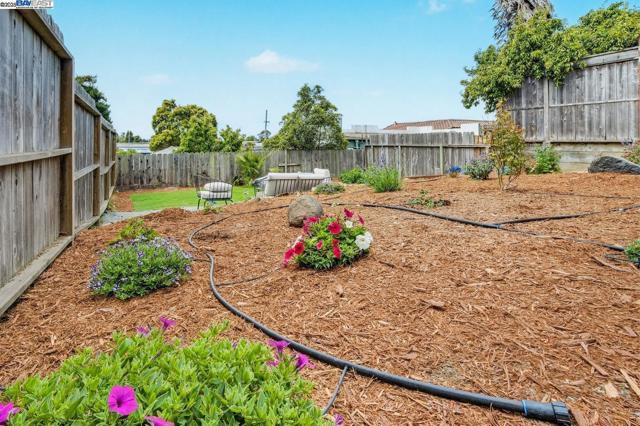 1541 Merced Street, Richmond CA: https://media.crmls.org/mediaz/0fa71778-05b6-409d-963c-0cfa012b1134.jpg
