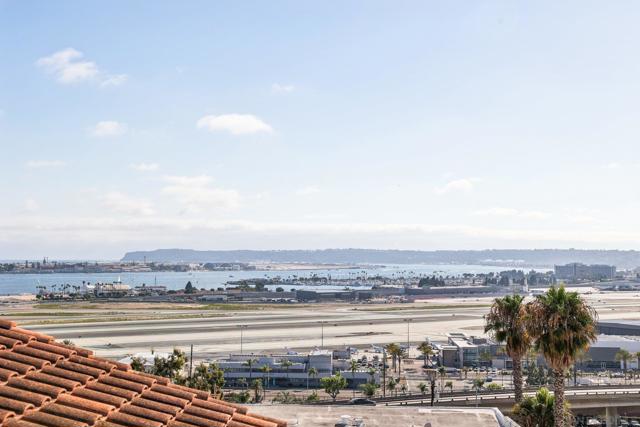 1295 W Redwood St, San Diego CA: https://media.crmls.org/mediaz/0fa75772-059a-499f-9c5e-39a05615f0dc.jpg