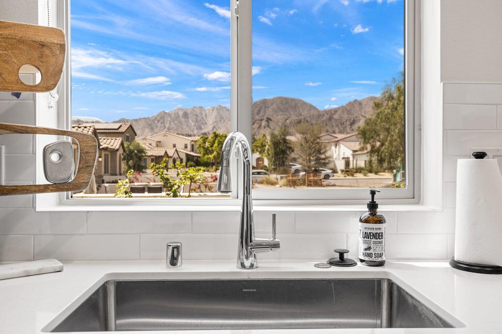 MLS #219137292DA image #16