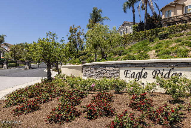 2874 Venezia Lane, Thousand Oaks CA: https://media.crmls.org/mediaz/0fa87d7d-11f8-4a83-ab56-8c401d130172.jpg