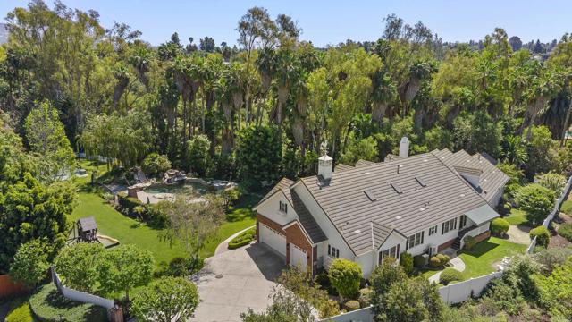 16631 Valle Verde Rd, Poway CA: https://media.crmls.org/mediaz/0fa8ec91-399a-46e8-adf3-50c3981d5f95.jpg