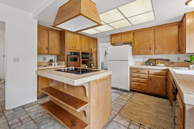 22300 Capote Drive, Salinas CA: https://media.crmls.org/mediaz/0faa2961-29f8-42df-b2cc-e35cf3183f84.jpg