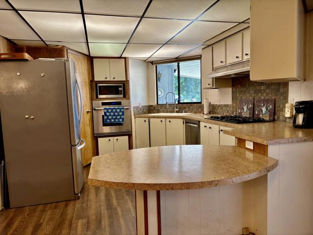 74711 Dillon Road, Desert Hot Springs CA: https://media.crmls.org/mediaz/0faa9aee-3ee2-4a76-822b-c7df18824b1d.jpg