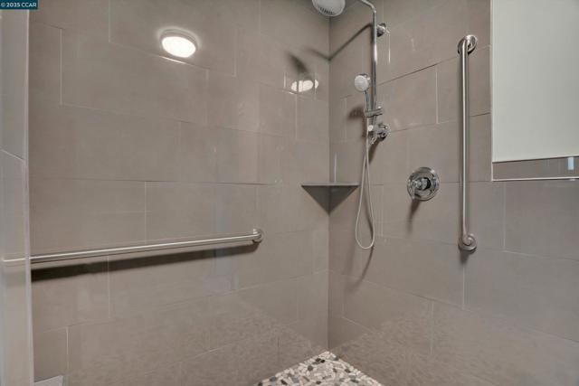 640 State Highway 12, Rio Vista CA: https://media.crmls.org/mediaz/0fab9ab9-33e8-44a8-942f-b1a261fa7a34.jpg