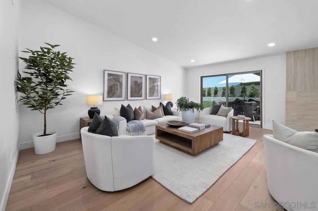 3008 Garboso St. - photo 6