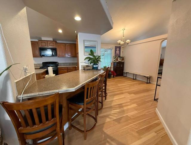 710 Spindrift, San Jose CA: https://media.crmls.org/mediaz/0facc053-c3dc-440f-a25d-75ce2d8508f0.jpg