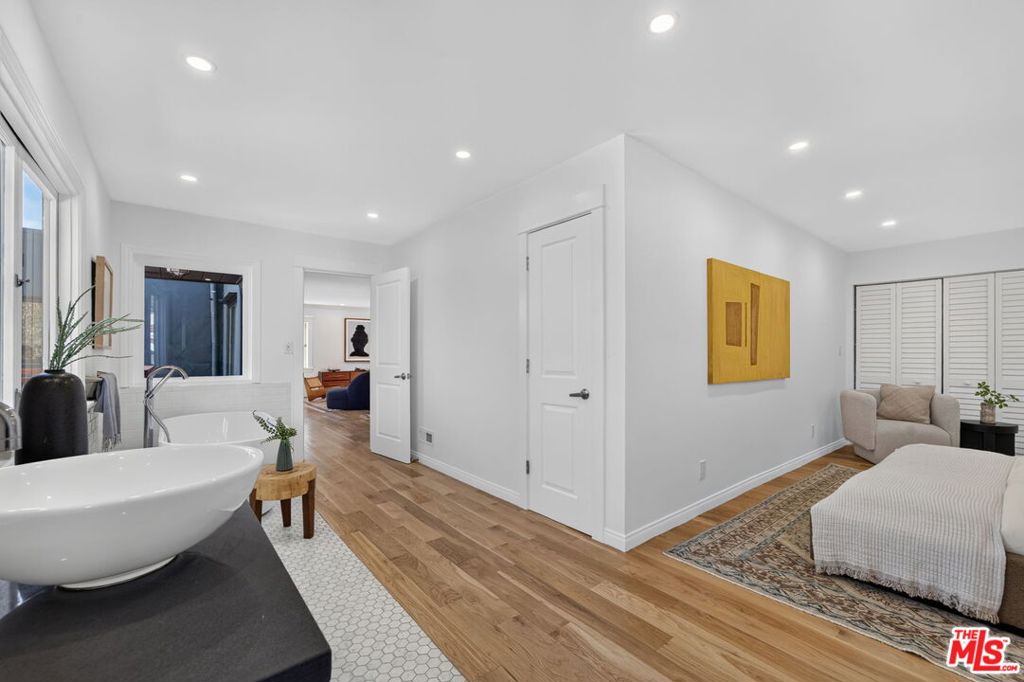 MLS #26985899 image #43
