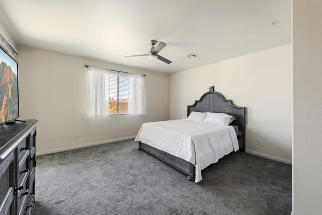 8680 Monument View Drive, Yucca Valley CA: https://media.crmls.org/mediaz/0faf18e8-2171-44ad-835b-8f2d99b43450.jpg