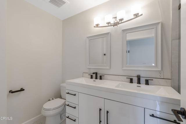 Detail Gallery Image 16 of 28 For 6625 Murietta Ave, Valley Glen,  CA 91405 - 3 Beds | 2/1 Baths