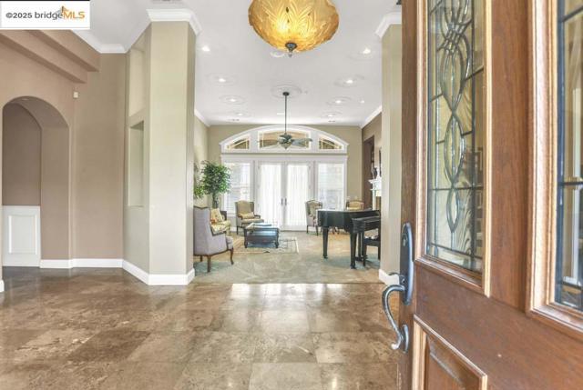 9050 Deer Valley Rd, Brentwood CA: https://media.crmls.org/mediaz/0fb0d0ab-df78-4f8c-9333-3ee4dbc85b9b.jpg