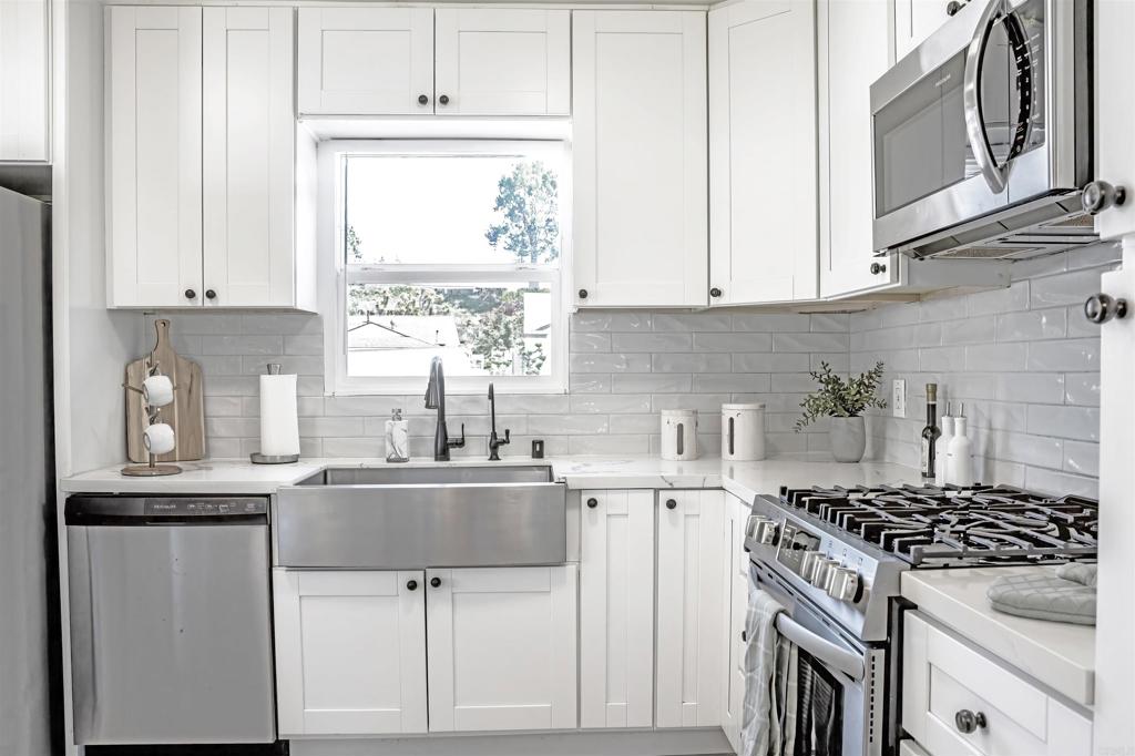 6808 Cartwright Street - photo 8