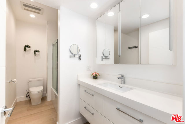 Drew Fenton | 1164 Wellesley Avenue Los Angeles CA | MLS: 7091063