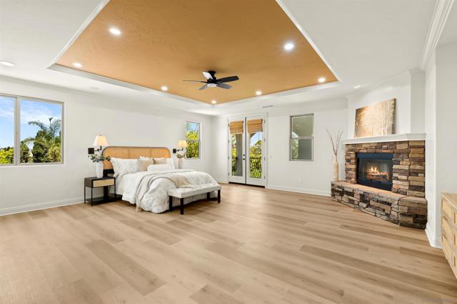 101 Lion Circle, Chula Vista CA: https://media.crmls.org/mediaz/0fb1933a-0a0a-44db-9620-d8ecedc161f4.jpg