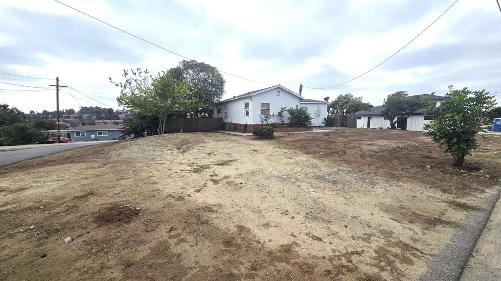 233 Hill Dr