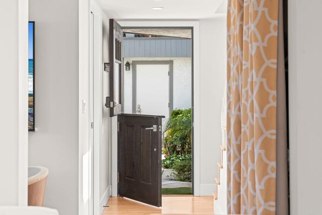 Detail Gallery Image 40 of 51 For 909 Olive Ave, Coronado,  CA 92118 - 2 Beds | 2 Baths