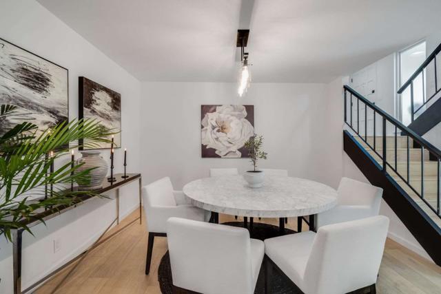 228 Sand Hill Circle, Menlo Park CA: https://media.crmls.org/mediaz/0fb35ecf-f6b5-4927-9900-b11374d2f154.jpg