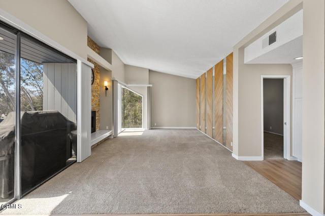 350 Paseo De Playa, Ventura CA: https://media.crmls.org/mediaz/0fb3c390-15ca-45e2-ad18-cf2687137336.jpg