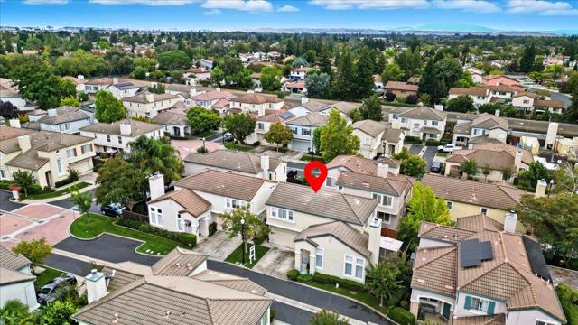 705 Otter Court, Fairfield CA: https://media.crmls.org/mediaz/0fb3ce97-20a8-458d-9fee-decedfe5dee1.jpg