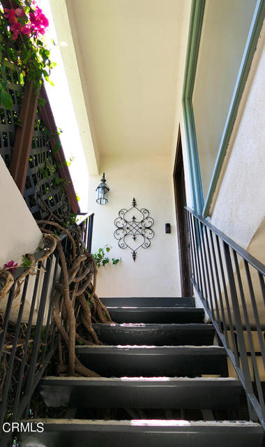 Detail Gallery Image 7 of 50 For 5331 Tendilla Ave, Woodland Hills,  CA 91364 - 2 Beds | 1/1 Baths