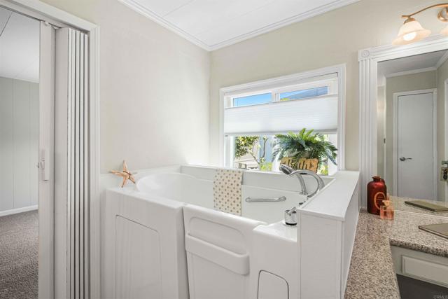3439 Don Lorenzo Drive, Carlsbad CA: https://media.crmls.org/mediaz/0fb43939-1364-4654-9f27-9e4d7a3b927b.jpg
