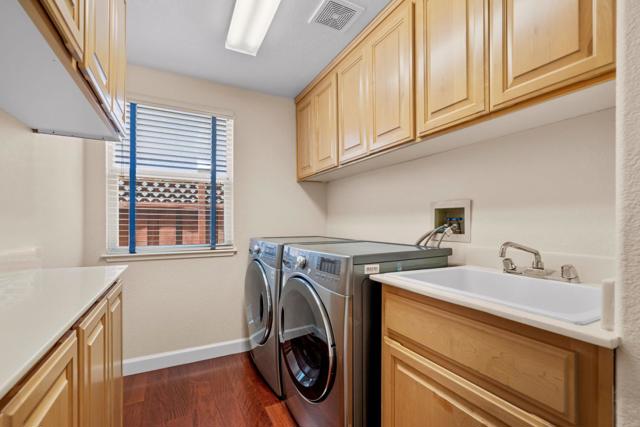 5292 Apennines Circle, San Jose CA: https://media.crmls.org/mediaz/0fb5b108-0ddf-4028-924c-45d789071d46.jpg