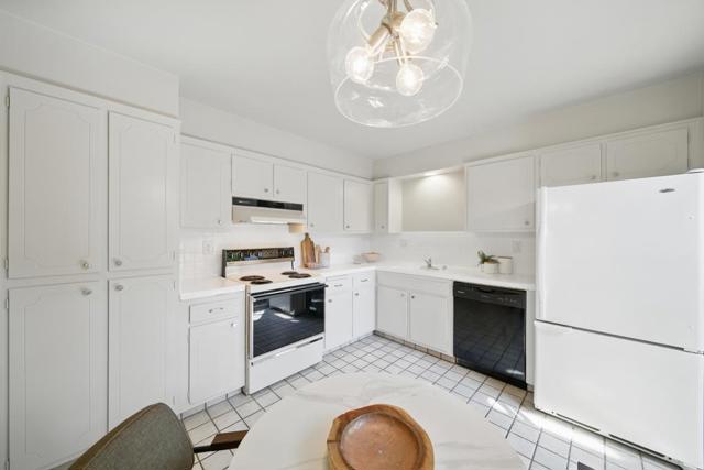 142 Oxford Lane, San Bruno CA: https://media.crmls.org/mediaz/0fb5d7b5-c8e5-40f7-9ca9-6ca38bd8517f.jpg