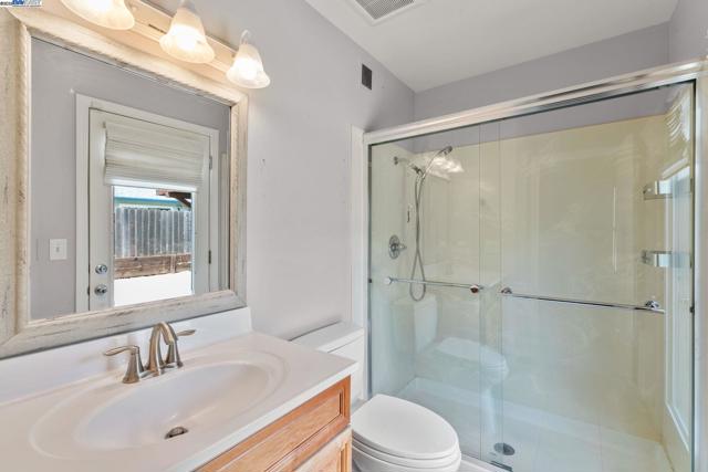 368 Helen Way, Livermore CA: https://media.crmls.org/mediaz/0fb5f966-f2a2-4990-8c9c-016864a38747.jpg