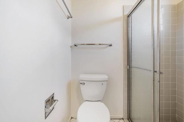 106 Eliza Court, Foster City CA: https://media.crmls.org/mediaz/0fb60a3a-e297-46b3-af7f-4985dbb3d1c8.jpg