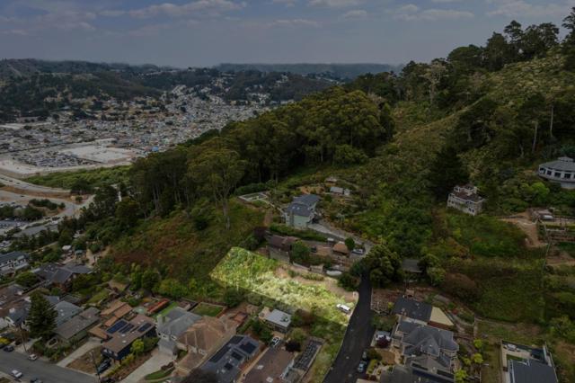 417 Athenian Way, Pacifica CA: https://media.crmls.org/mediaz/0fb7a07e-a20c-4072-8f82-2ab3fe08f758.jpg