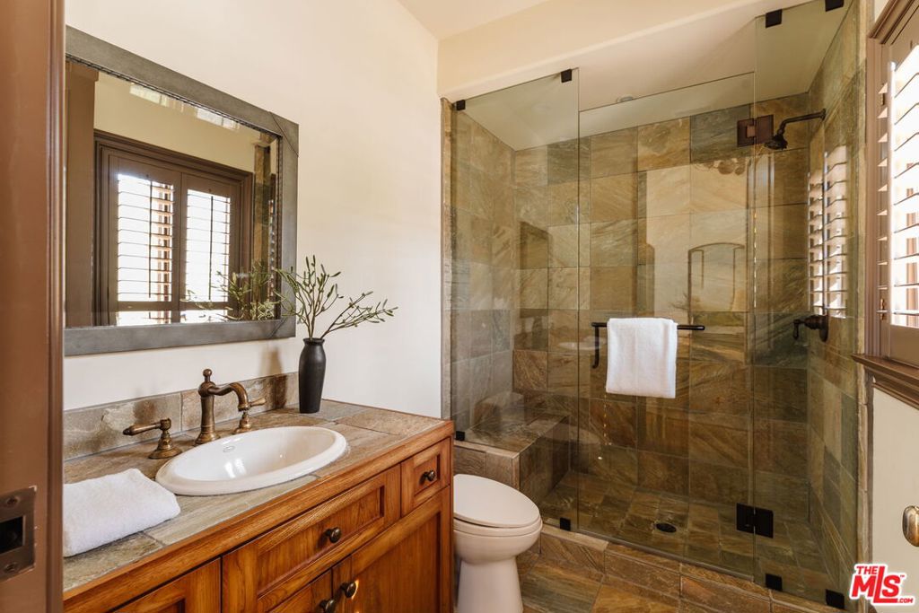 MLS #26985033 image #24