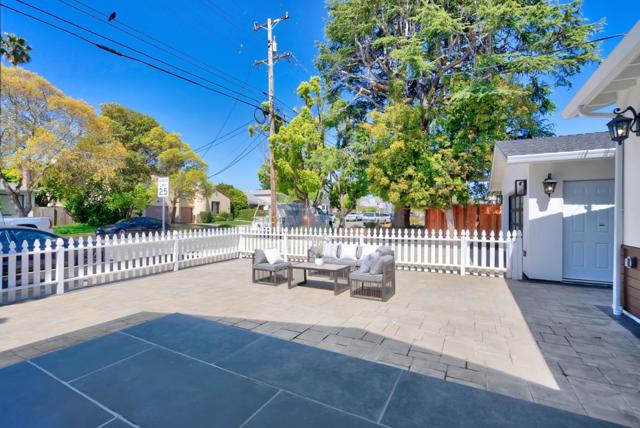 827 S Idaho Street, San Mateo CA: https://media.crmls.org/mediaz/0fb7d9d5-6f75-4080-8a48-a0425e0fdef1.jpg
