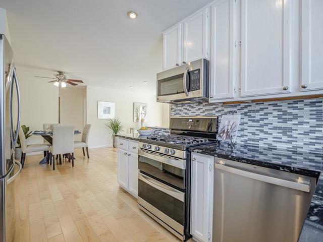 1331 Leila Court, Santa Cruz CA: https://media.crmls.org/mediaz/0fb87d4a-dc84-4c6e-81f5-3b25716cab15.jpg