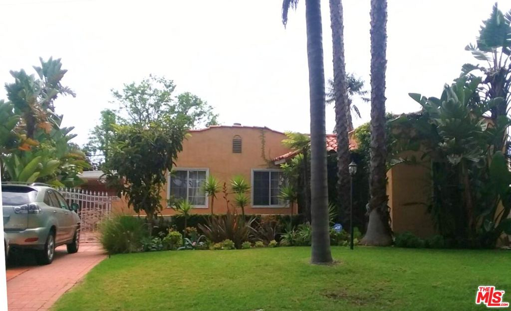 2234 Cloverfield Boulevard — image 1