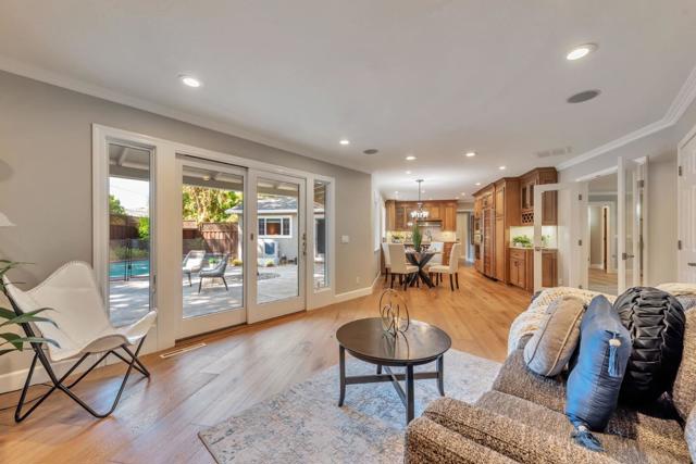 2822 Via Carmen, San Jose CA: https://media.crmls.org/mediaz/0fb9ae35-60cc-449d-967a-010a09f1c989.jpg