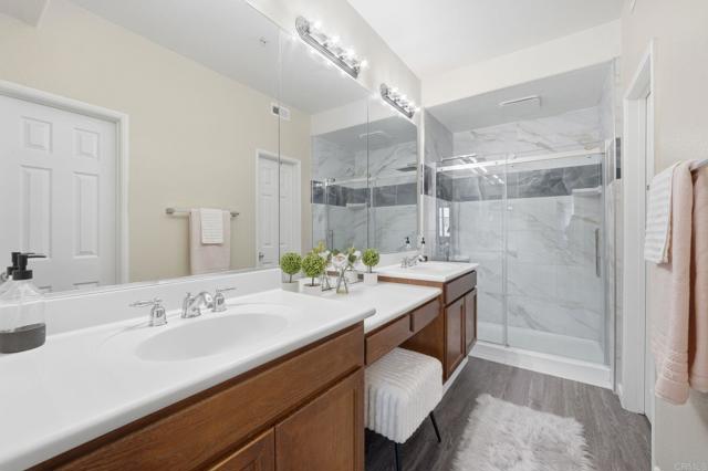 1241 Santa Cora Ave, Chula Vista CA: https://media.crmls.org/mediaz/0fba1769-07bc-4504-b207-1e5d5109d8dc.jpg