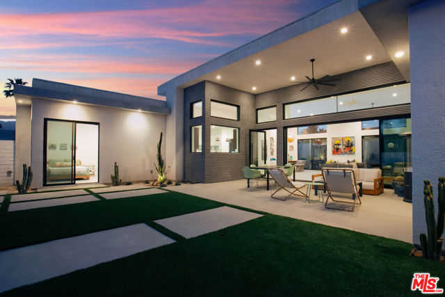 71108 Patricia Park Place, Rancho Mirage CA: https://media.crmls.org/mediaz/0fbb9ee9-63bd-46a5-8548-3037df37c7cc.jpg