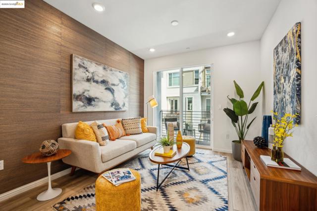 2823 Cathwood Ln, Alameda CA: https://media.crmls.org/mediaz/0fbbede5-1575-43bb-a067-b33d3f07b570.jpg