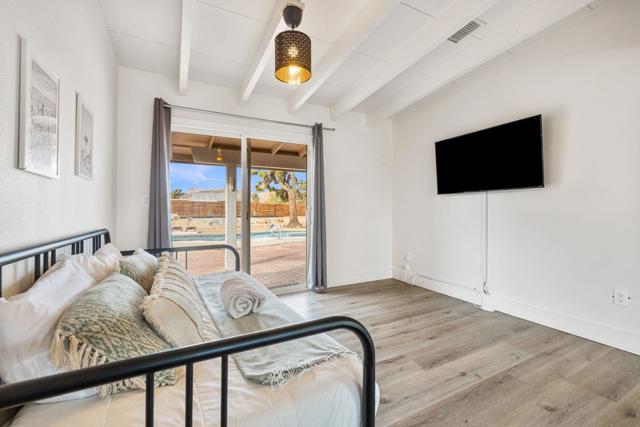 7552 Elk Trail, Yucca Valley CA: https://media.crmls.org/mediaz/0fbc7b35-f7bd-4f0f-9341-3552758d35d9.jpg