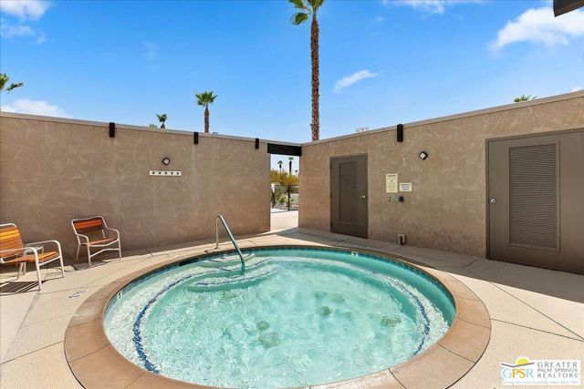 274 Encino Drive, Palm Springs CA: https://media.crmls.org/mediaz/0fbc89c7-a692-4a51-b04f-dc48383ca714.jpg