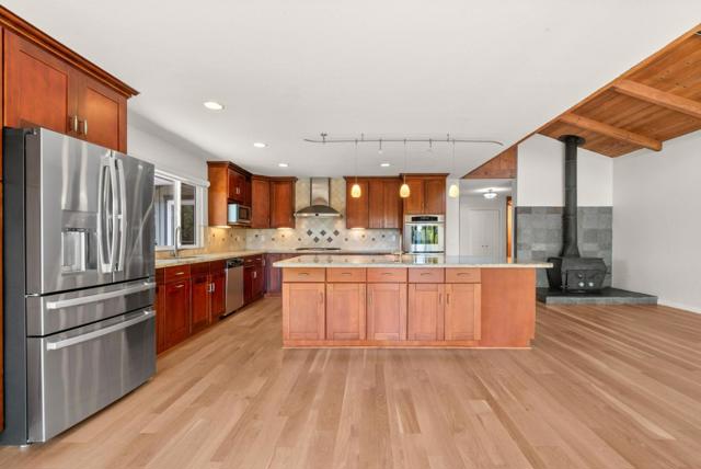 1044 Pleasant Valley Road, Aptos CA: https://media.crmls.org/mediaz/0fbcff1c-e4b1-458e-bffb-351e8096a7d6.jpg