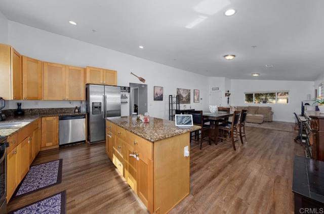 2624 E E 3rd st, National City CA: https://media.crmls.org/mediaz/0fbde75e-4ab4-4b76-9a5a-e56d55f987e9.jpg