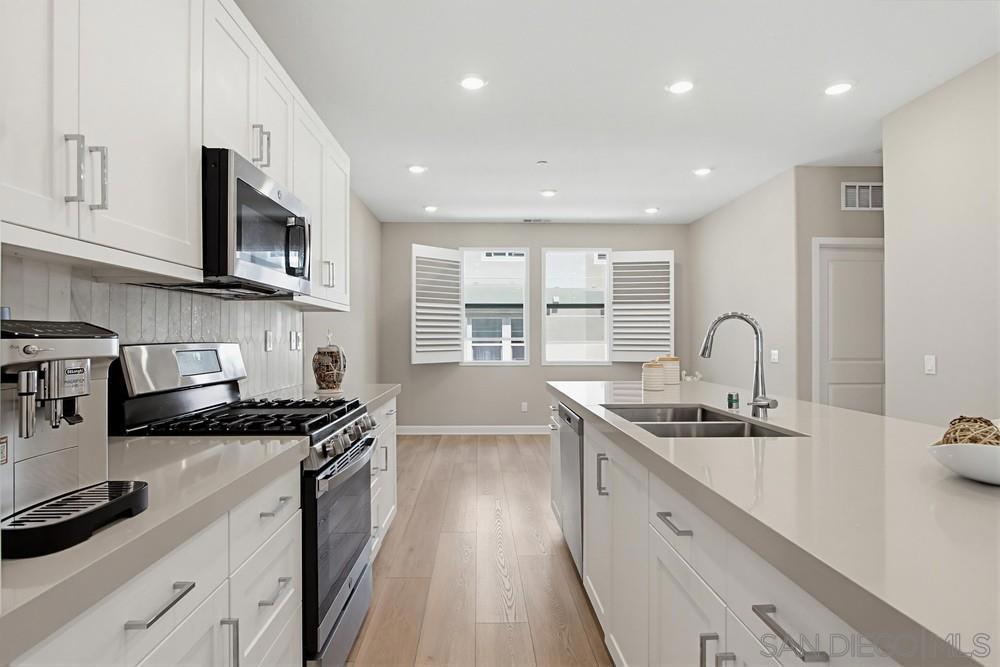 1225 Sunrise View - photo 16